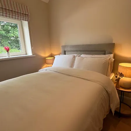 Fisherman's Cottage, 3 Bedrooms, Wild Atlantic Way, Free Parking, Bike Hire Feriehus *