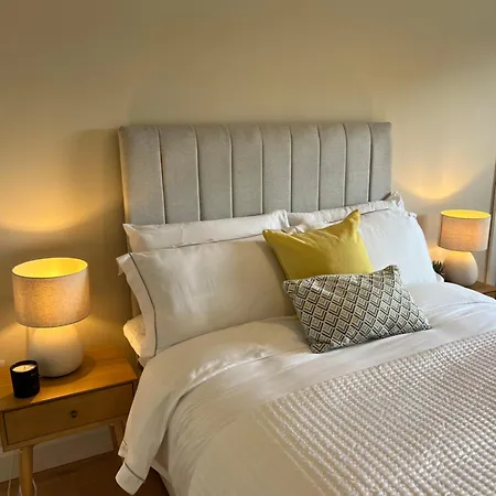 Fisherman's Cottage, 3 Bedrooms, Wild Atlantic Way, Free Parking, Bike Hire *