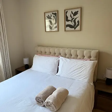 Fisherman's Cottage, 3 Bedrooms, Wild Atlantic Way, Free Parking, Bike Hire Feriehus